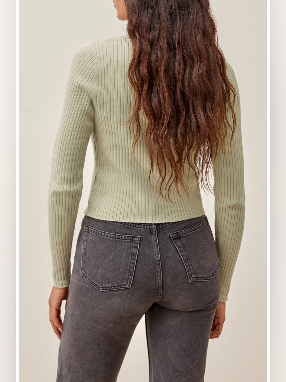 Reformation Gilda Ribbed V-Neck Cardigan – Eucalyptus Green – Size Medium - Picture 4 of 8